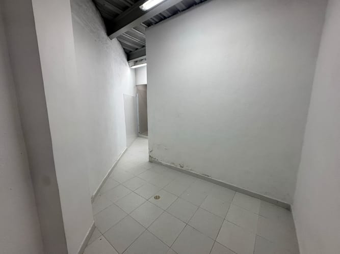 Bodega en arriendo en La Tablaza, La Estrella, 430 m² · foto 2 de 15