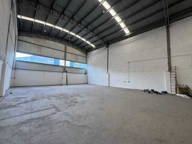 Bodega en arriendo en La Tablaza, La Estrella, 430 m² · foto 7 de 15