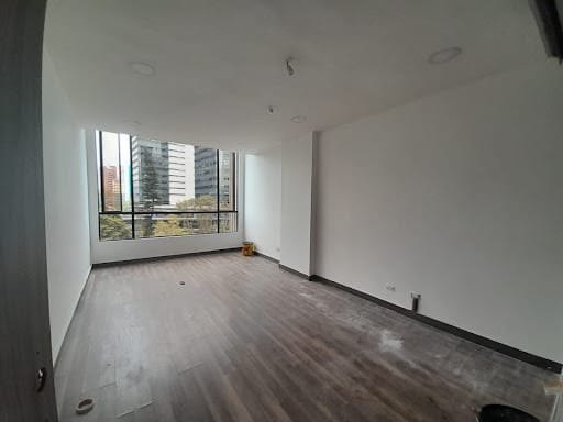 Local en arriendo en El Poblado, Medellín, 138 m² · foto 6 de 10