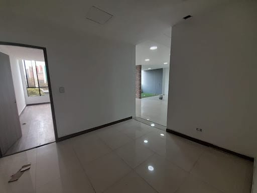 Local en arriendo en El Poblado, Medellín, 138 m² · foto 9 de 10