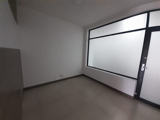 Local en arriendo en El Poblado, Medellín, 138 m² · foto 10 de 10