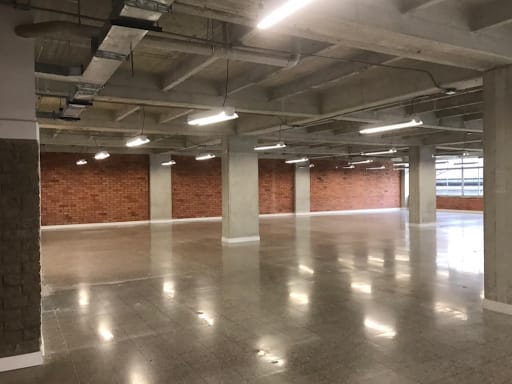 Local en arriendo en Shellmar, Medellín, 558 m² · foto 2 de 9