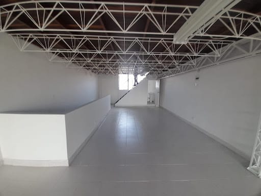 Local en arriendo en Cristo Rey, Medellín, 217 m² · foto 4 de 12