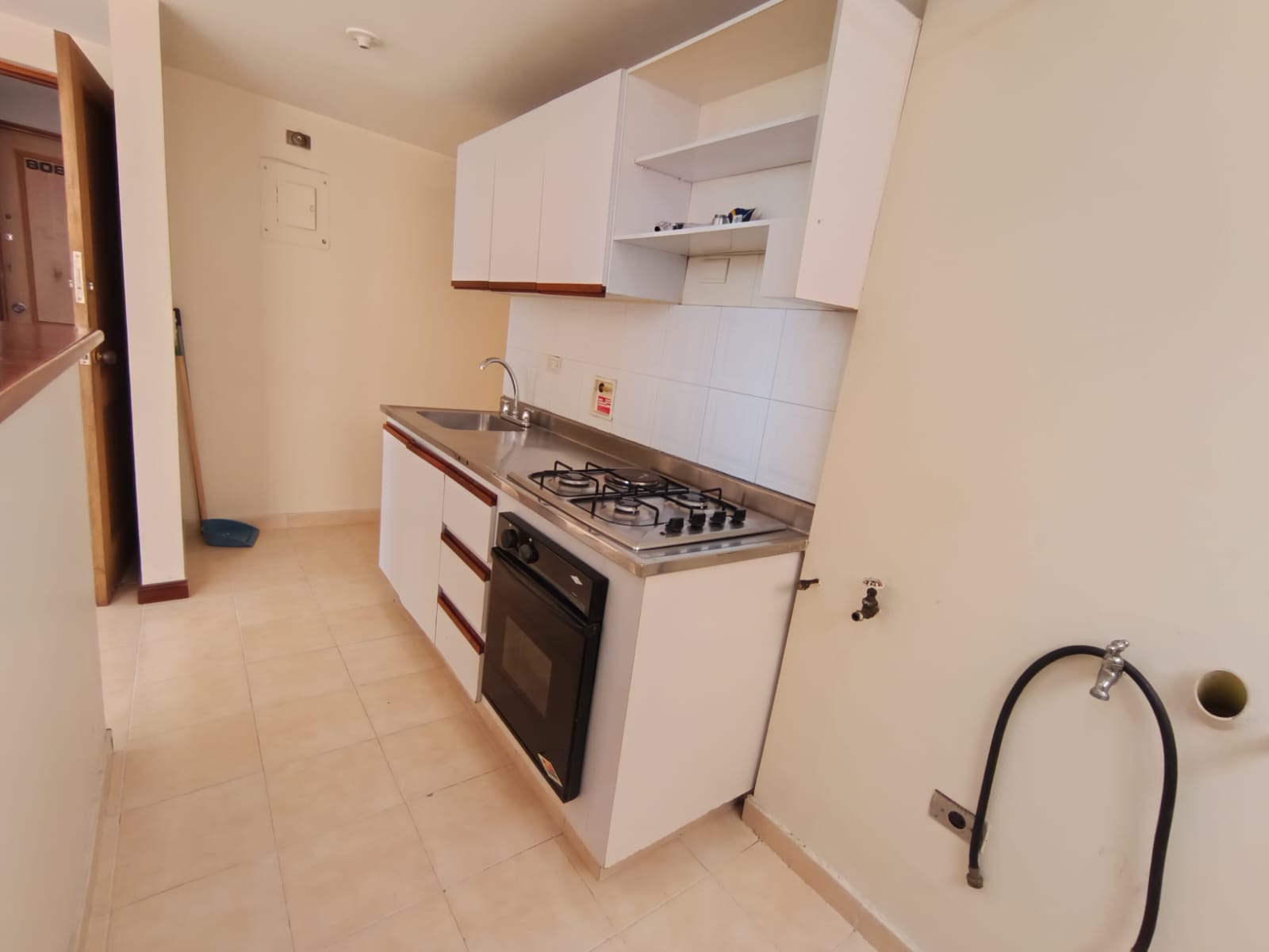 Apartamento en arriendo en La Ceja · foto 2 de 9