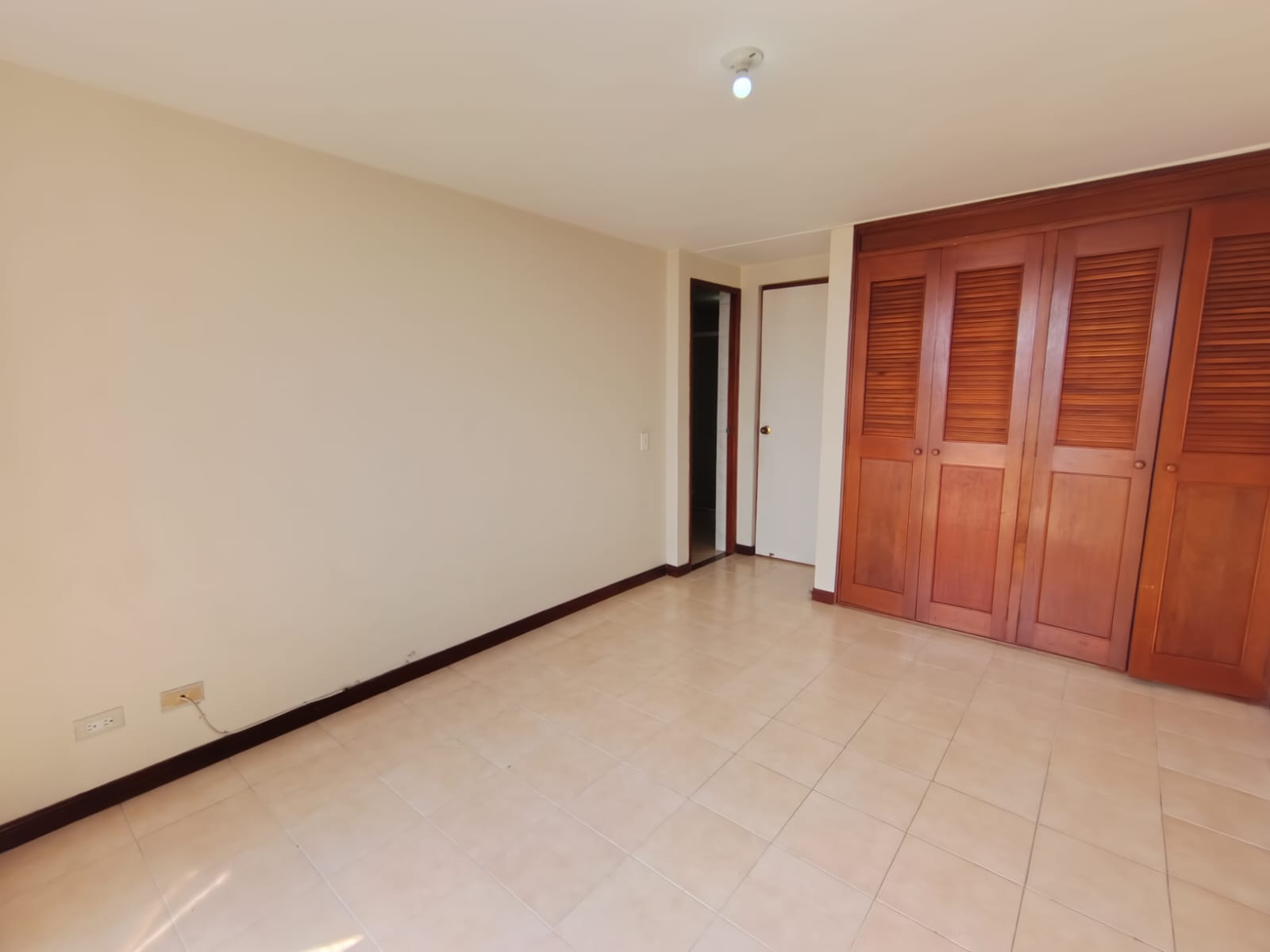 Apartamento en arriendo en La Ceja · foto 5 de 9