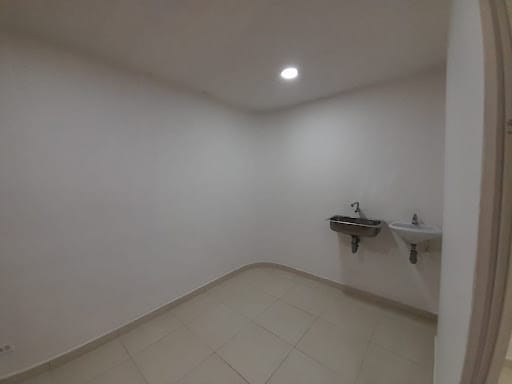 Consultorio en arriendo en La Candelaria, Medellín, 40 m² · foto 3 de 14
