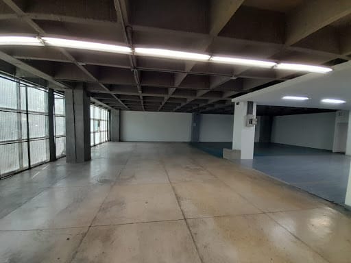 Bodega en arriendo en San Benito, Medellín, 323 m² · foto 5 de 20
