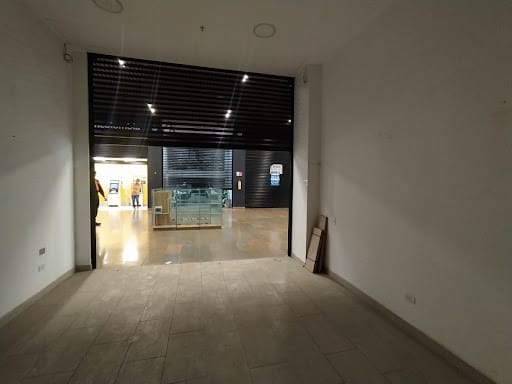 Local en arriendo en Los Colores, Medellín, 22 m² · foto 5 de 13
