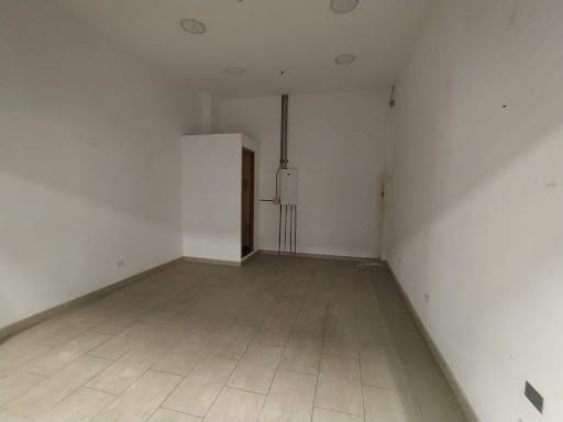 Local en arriendo en Los Colores, Medellín, 22 m² · foto 12 de 13