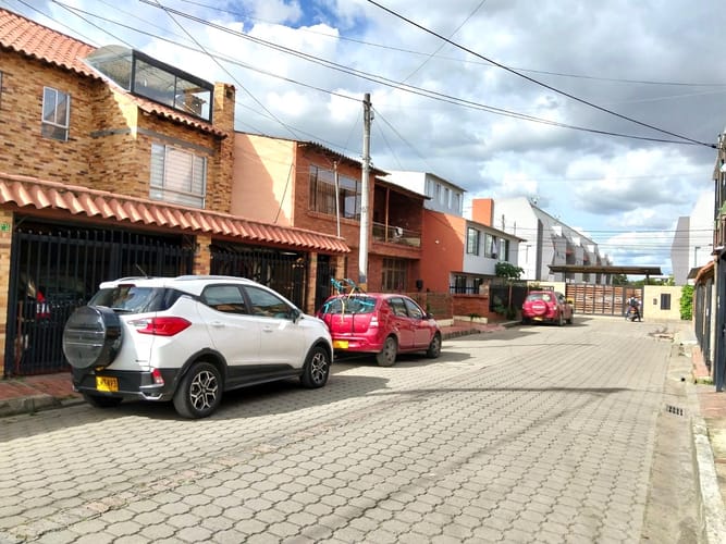 Casa de 3 alcobas en venta en Cota, 170 m² · foto 9 de 24