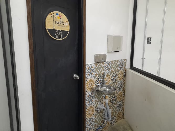 Local en arriendo en Simon Bolivar Sb (Centro), Copacabana, 12 m² · foto 3 de 13