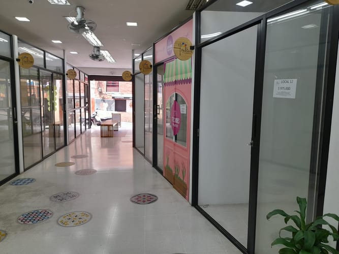Local en arriendo en Simon Bolivar Sb (Centro), Copacabana, 12 m² · foto 5 de 13