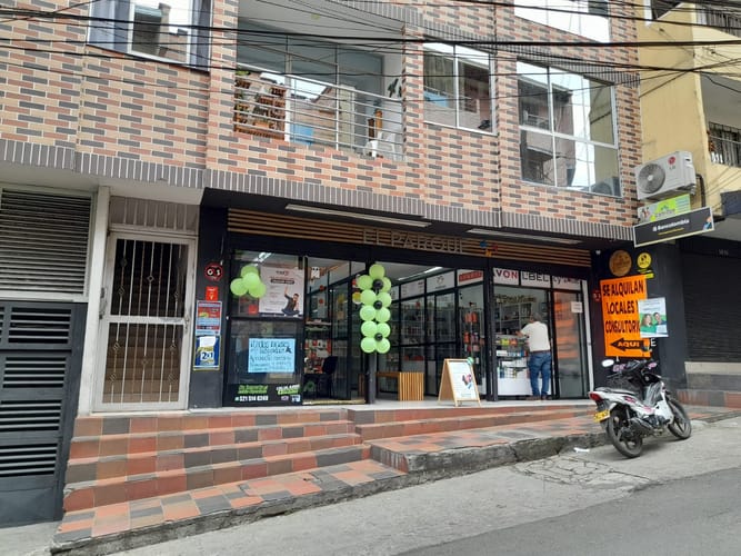 Local en arriendo en Simon Bolivar Sb (Centro), Copacabana, 12 m² · foto 12 de 13