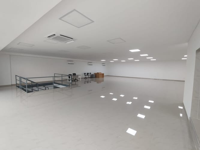 Oficina en arriendo en Villa Carlota, Medellín, 272 m² · foto 3 de 15