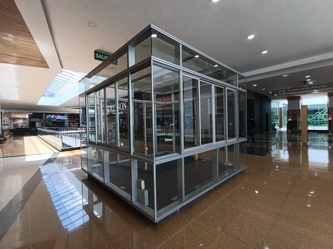 Local en arriendo en El Poblado, Medellín, 9 m² · foto 7 de 9