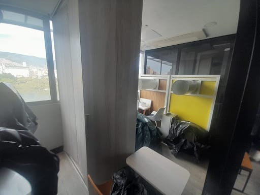 Local en arriendo en Naranjal, Medellín, 265 m² · foto 17 de 18