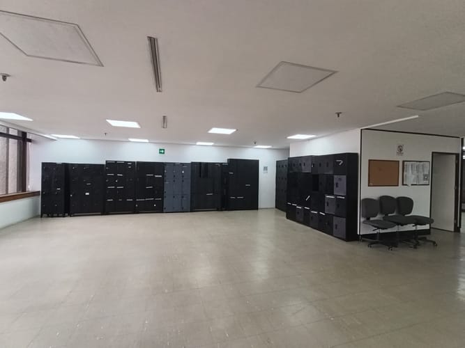 Oficina en arriendo en La Candelaria, Medellín, 1000 m² · foto 4 de 20