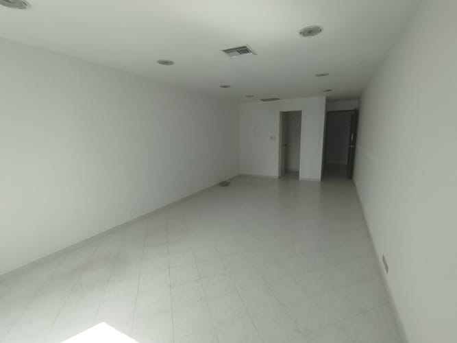 Oficina en arriendo en Vía Las Palmas, Medellín, 30 m² · foto 3 de 8