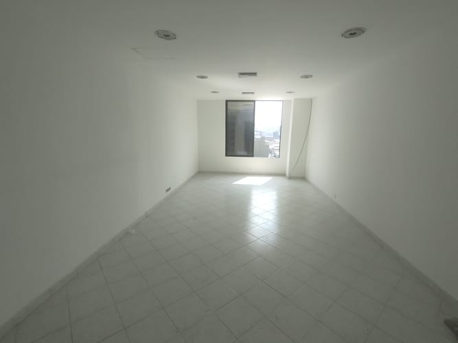 Oficina en arriendo en Vía Las Palmas, Medellín, 30 m² · foto 4 de 8