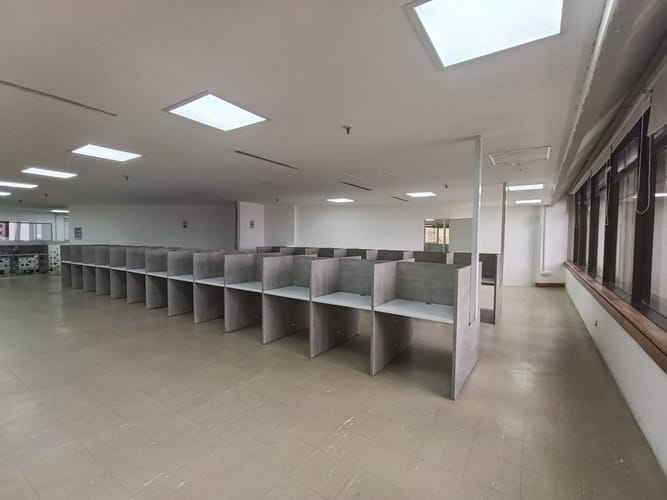 Oficina en arriendo en La Candelaria, Medellín, 1000 m² · foto 10 de 20
