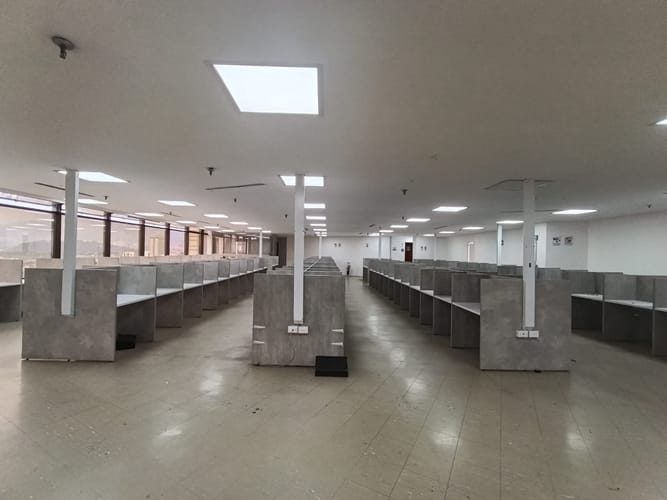 Oficina en arriendo en La Candelaria, Medellín, 1000 m² · foto 17 de 20
