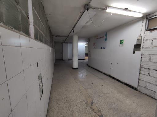 Local en arriendo en La Candelaria, Medellín, 475 m² · foto 6 de 13