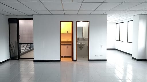 Oficina en arriendo en Lorena, Medellín, 57 m² · foto 2 de 15