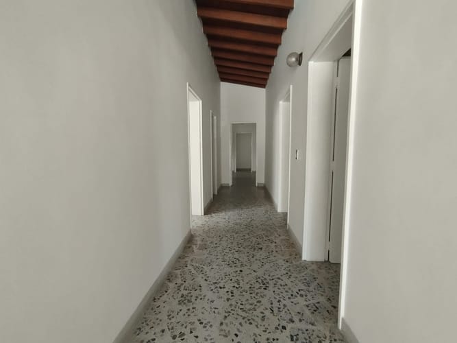 Casa de 5 alcobas en arriendo en Florida Nueva, Medellín, 280 m² · foto 11 de 20