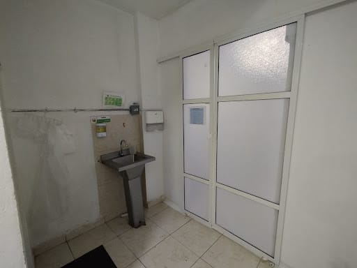 Bodega en arriendo en Campo Valdes No.1, Medellín, 300 m² · foto 16 de 20