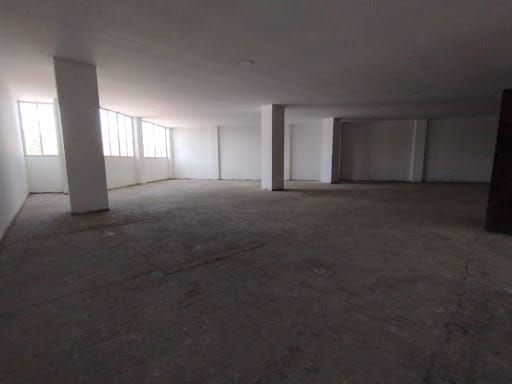Bodega en arriendo en Centro, Rionegro, 215 m² · foto 3 de 8
