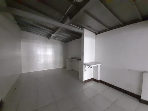 Local en arriendo en Conquistadores, Medellín, 140 m² · foto 8 de 9