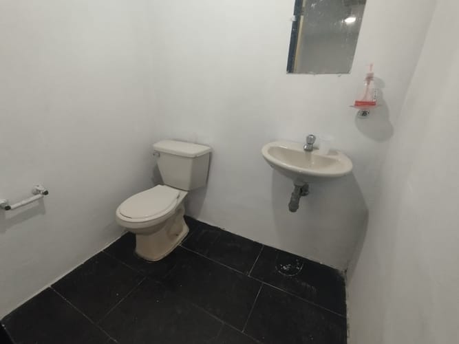 Local en arriendo en La Ceja, 73 m² · foto 5 de 12