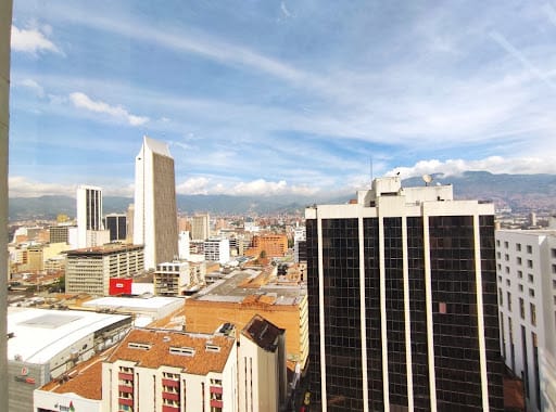 Oficina en arriendo en La Candelaria, Medellín, 78 m² · foto 8 de 14
