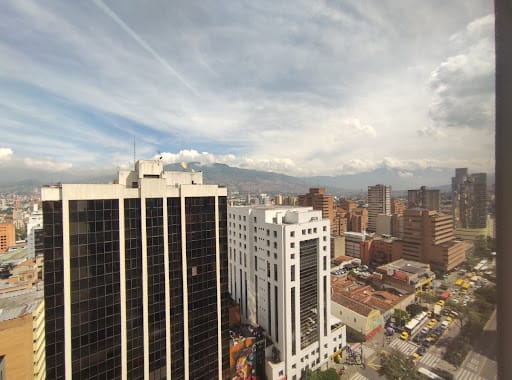 Oficina en arriendo en La Candelaria, Medellín, 78 m² · foto 9 de 14