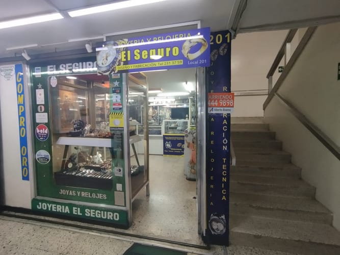 Local en arriendo en La Candelaria, Medellín, 35 m² · foto 5 de 10