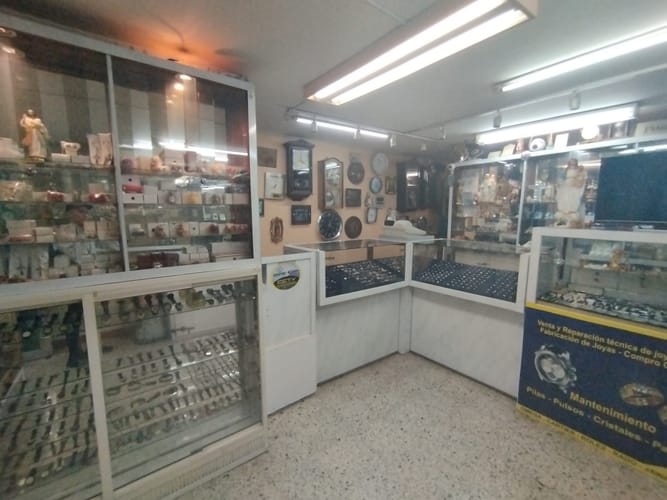 Local en arriendo en La Candelaria, Medellín, 35 m² · foto 10 de 10