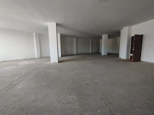 Bodega en arriendo en Centro, Rionegro, 215 m² · foto 6 de 8