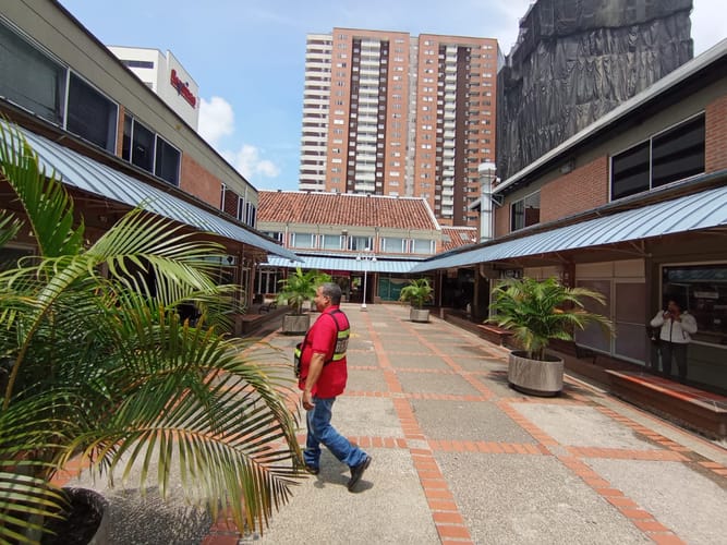 Apartamento en arriendo en Vía Las Palmas, Medellín, 40 m² · foto 13 de 16