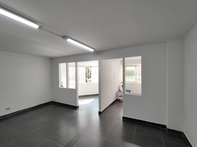 Oficina en arriendo en Conquistadores, Medellín, 38 m² · foto 4 de 19