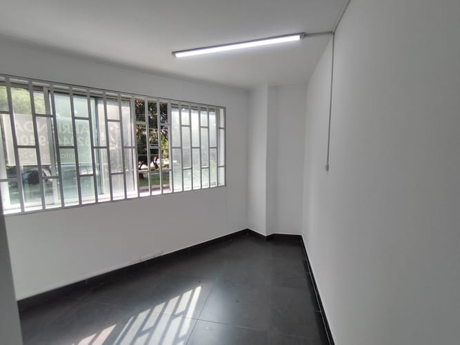 Oficina en arriendo en Conquistadores, Medellín, 38 m² · foto 6 de 19