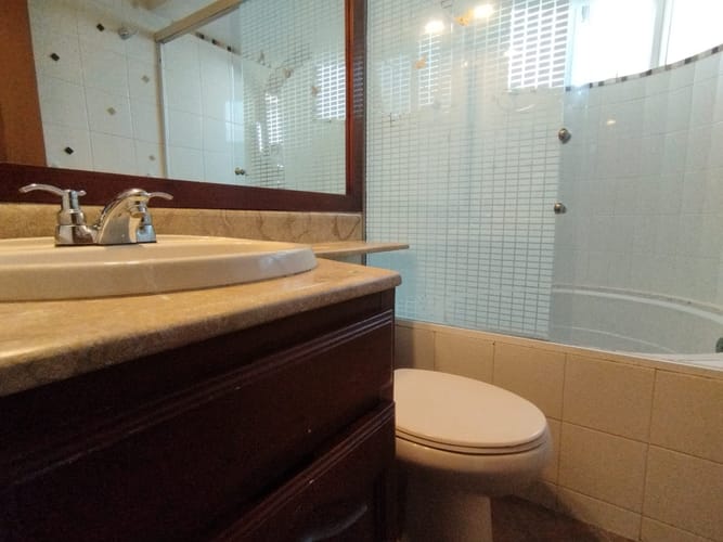 Apartamento en arriendo en El Poblado, Medellín · foto 8 de 16
