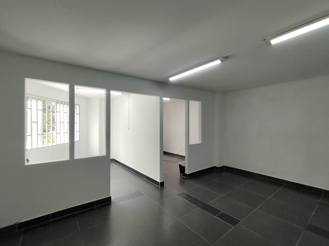 Oficina en arriendo en Conquistadores, Medellín, 38 m² · foto 15 de 19