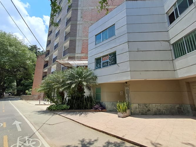 Oficina en arriendo en Conquistadores, Medellín, 38 m² · foto 16 de 19