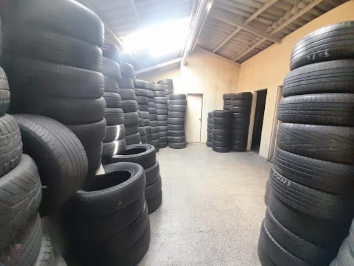 Bodega en arriendo en Gerona, Medellín, 570 m² · foto 2 de 8