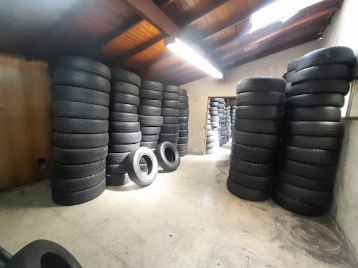 Bodega en arriendo en Gerona, Medellín, 570 m² · foto 4 de 8