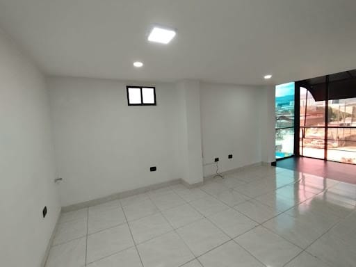 Oficina en arriendo en Vía Las Palmas, Medellín, 37 m² · foto 5 de 12