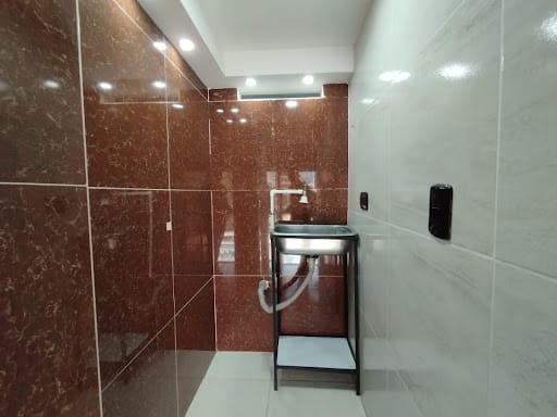 Oficina en arriendo en Vía Las Palmas, Medellín, 37 m² · foto 11 de 12