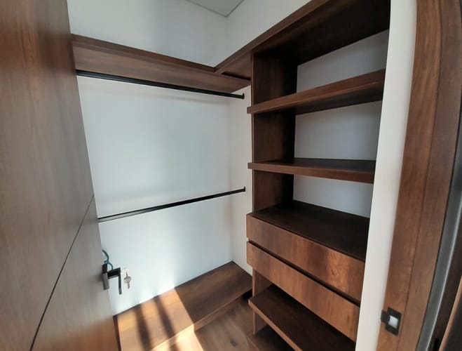 Apartamento de 2 alcobas en arriendo en El Poblado, Medellín, 93 m² · foto 13 de 15