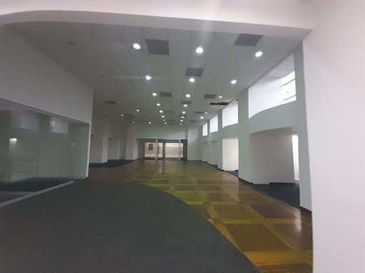 Local en arriendo en La Candelaria, Medellín, 740 m² · foto 5 de 20