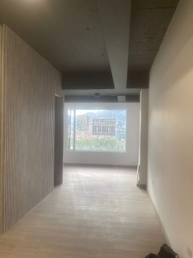 Oficina en arriendo en Zona Centro, Envigado, 32 m² · foto 4 de 6